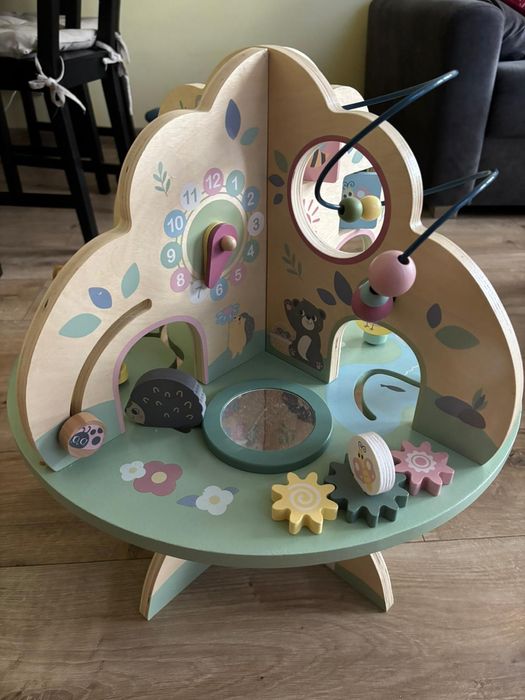 Stolik edukacyjny drewniany dla dzieci
