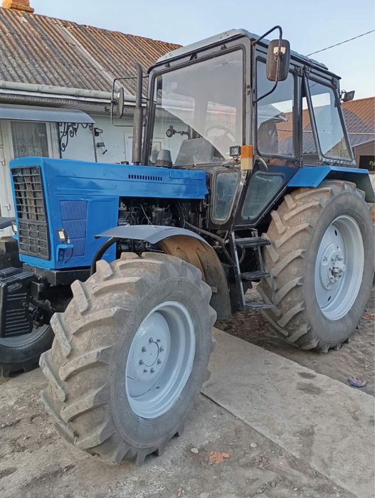 Продам трактор мтз 82