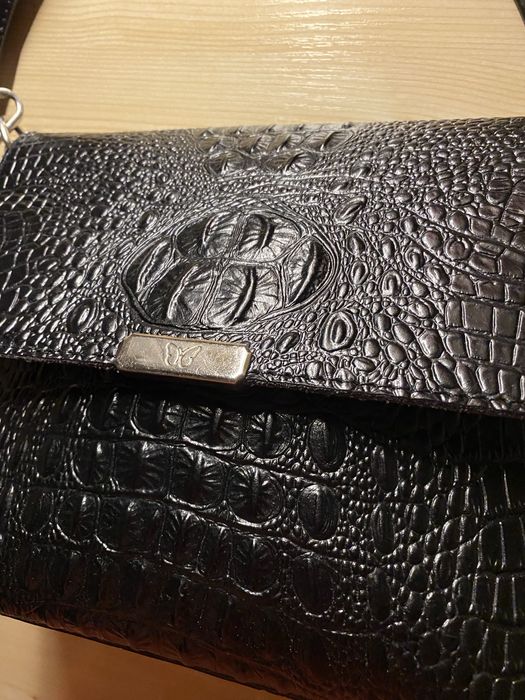 Сумочка шкіряна кроко, чорна 25*19 см
