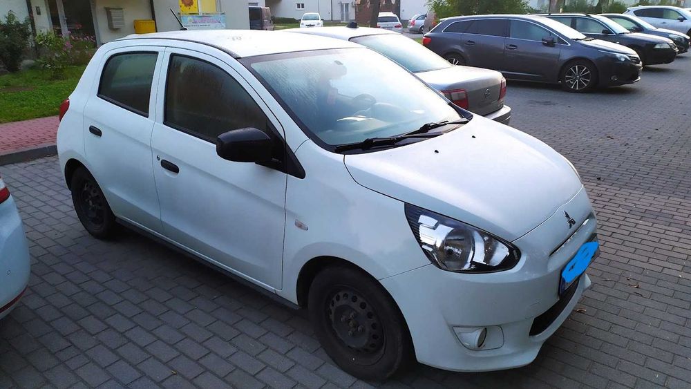 Mitsubishi Space Star 2014 року — дуже економний і надійний автомобіль!