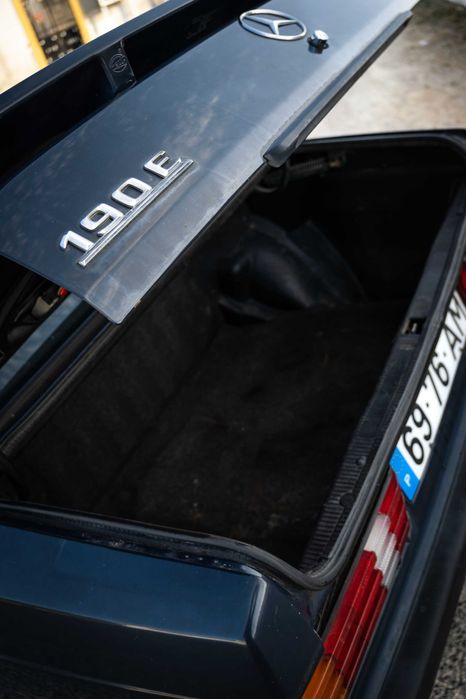 Mercedes 190E 1.8