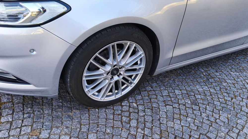 Ford Mondeo 1.5 Titanium estado excelente (Jantes 17' 20 raios)