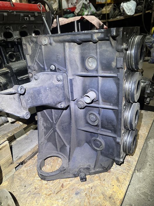 Mercedes om646 2.2 sprinter Блок двигателя двигуна Нові поршня vito