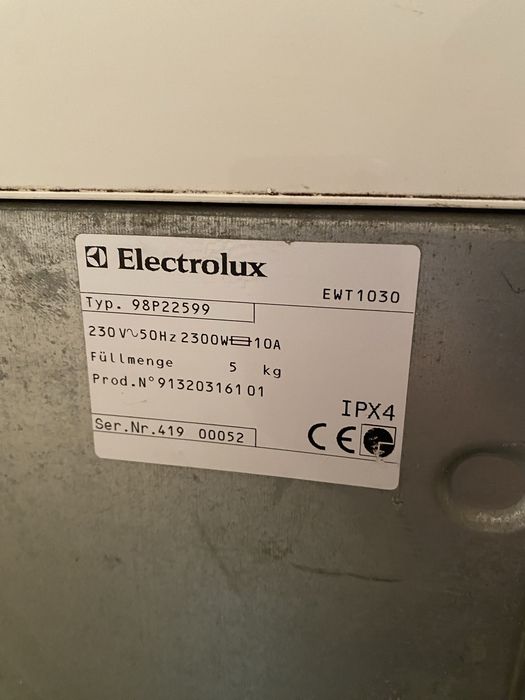 Пральна машинка Electrolux