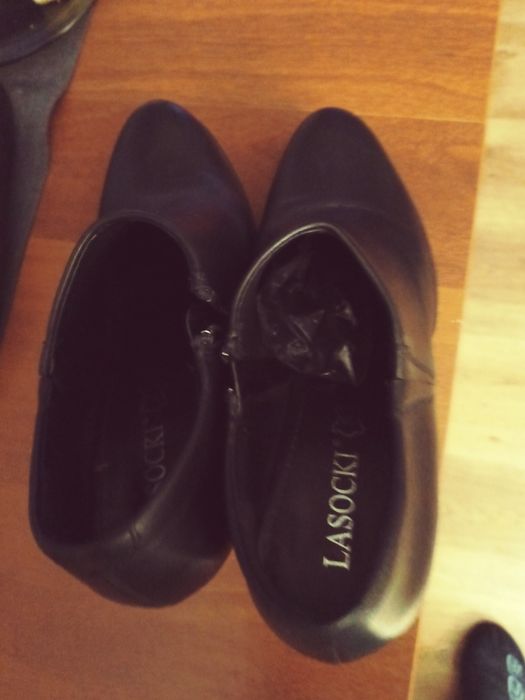 Botki czarne 37 do kostki Lasocki skora