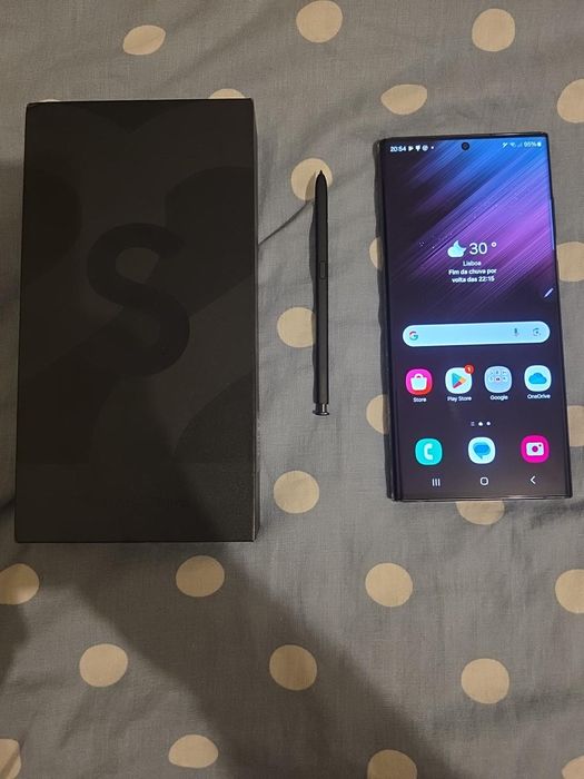 Samsung Galaxy S22 Ultra 256GB / 12GB RAM + S Pen + Caixa