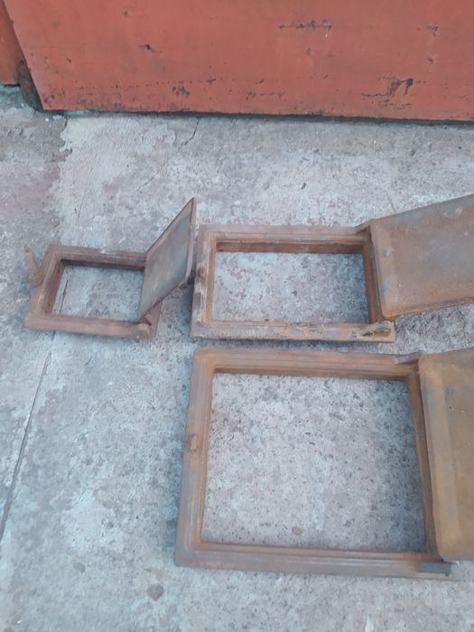 Продаю дверцы для камина/печи, задвижку
Плита, размер-700*400м