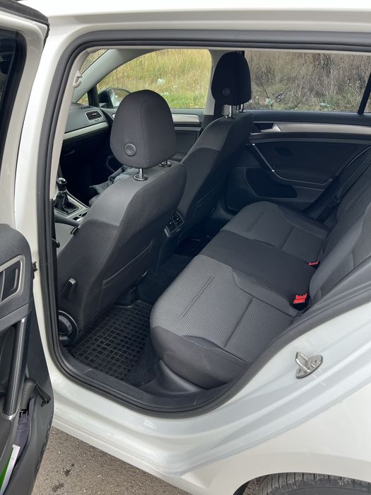 VW Golf 7 2017r 1.6 tdi 253tys przebiegu auto prywatne