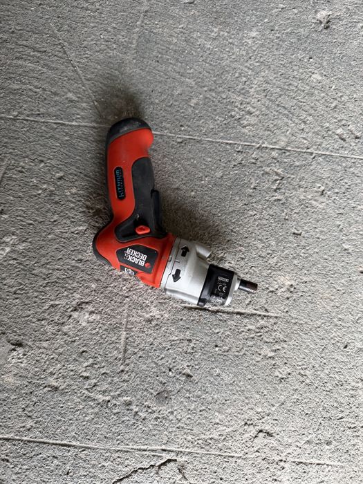 Maquina a bateria black & decker