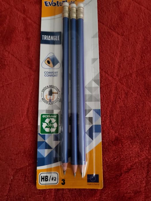 3pak ołówki trójkątne z gumką Bic