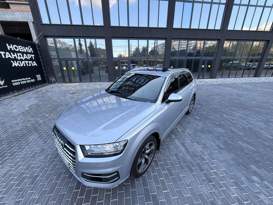 Продам Audi Q7 2016 р