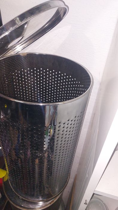 Kosz chromowany  okrągły  chromowany