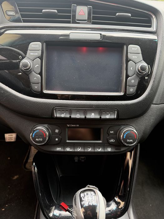 KIA Ceed, uszkodzona, 1.6, 2016