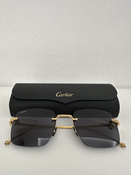 Сонцезахвсні окуляри Cartier