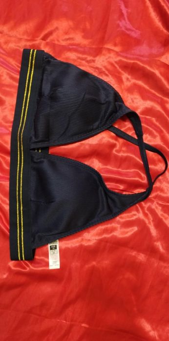 Góra, biustonosz od bikini