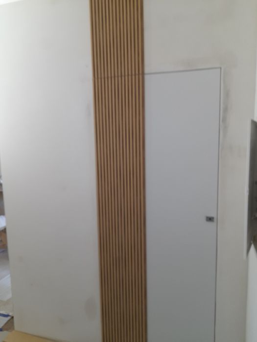 Montaż drzwi i paneli.drzwi zewnetrznych i P.Poz.Dopasowanie skrzydła