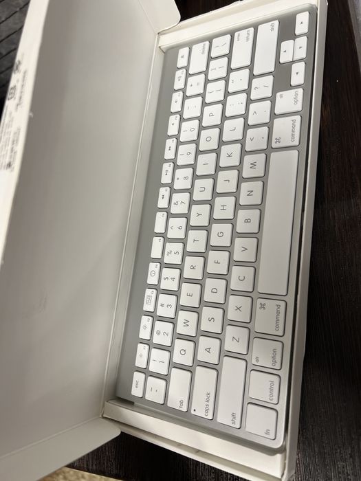 клавіатура Apple A1255