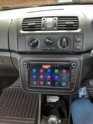 Штатна магнітола  Volkswagen Skoda VW Passat Golf Octavia Fabia CarPla