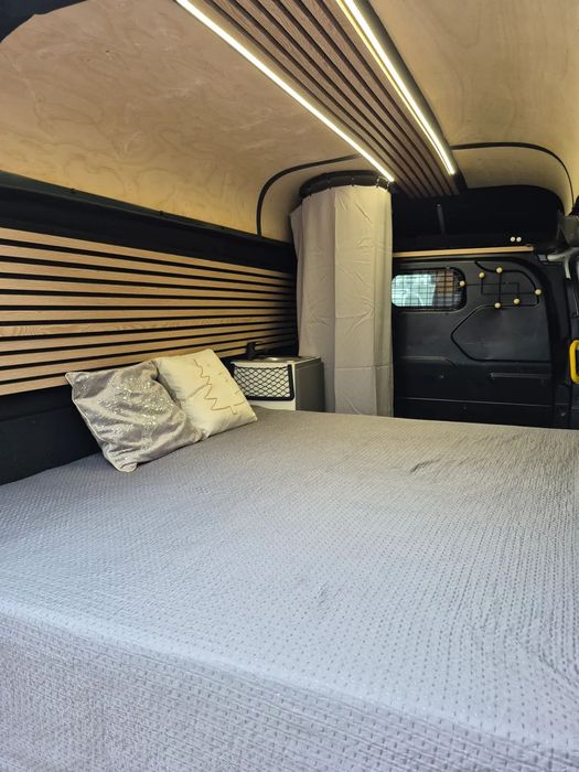 Ford Transit Custom L2H2  Mały Kamper Ford Custom