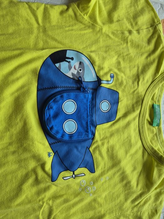 T-shirt benetton tubarão 4A