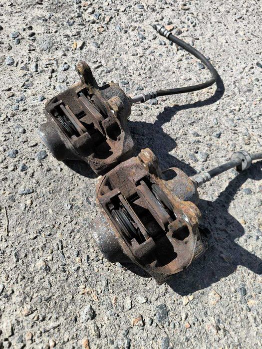 Задние тормозные суппорта Sportline под вентилируемые диски W124