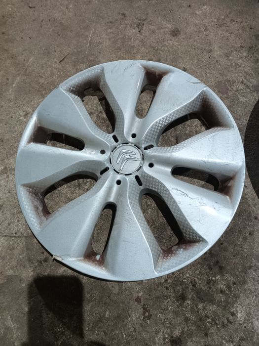 Ковпак r15.                        .