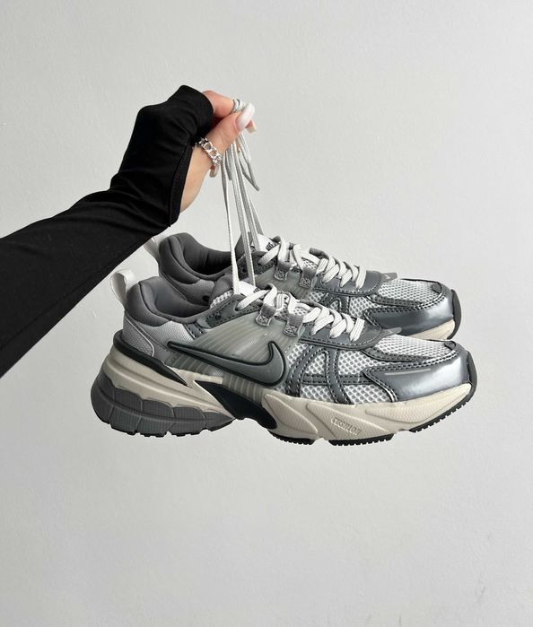Жіночі кросівки Nike V2K Run | женские кроссовки Nike V2K Run