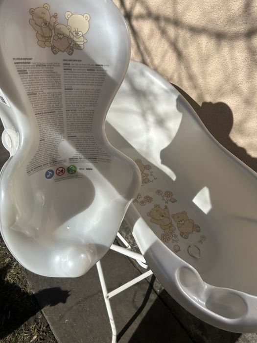 Дитяча ванна на підставці tega baby