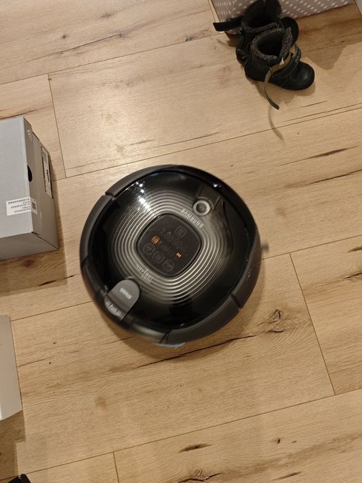 Robot sprzątający SAMSUNG Navibot SR8895 stan bdb nowa bateria