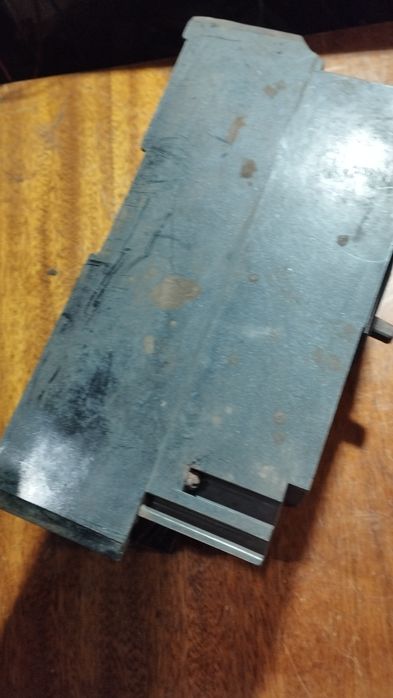 Автоматичний вимикач А3726 ФУЗ 250А