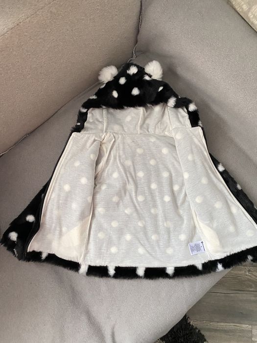 Шубка тедди на 5-6р, в горохи,курточка на осінь весну,чорна з білим
