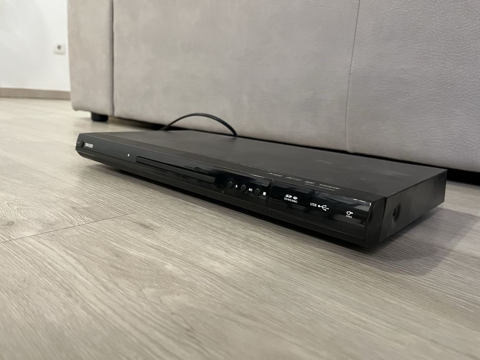Leitor de DVD, usb e cartoes SD