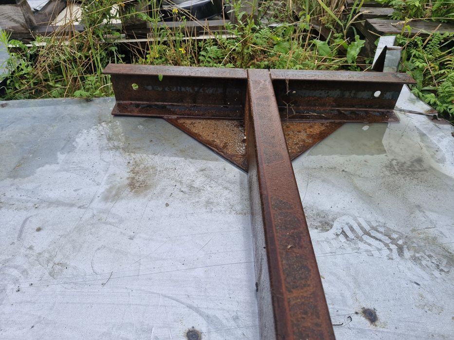 Słup konstrukcja stal uzytkowa