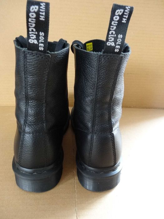 Buty Dr. Martens Pascal Mono Virginia 1460 roz 38 Skóra Unisex