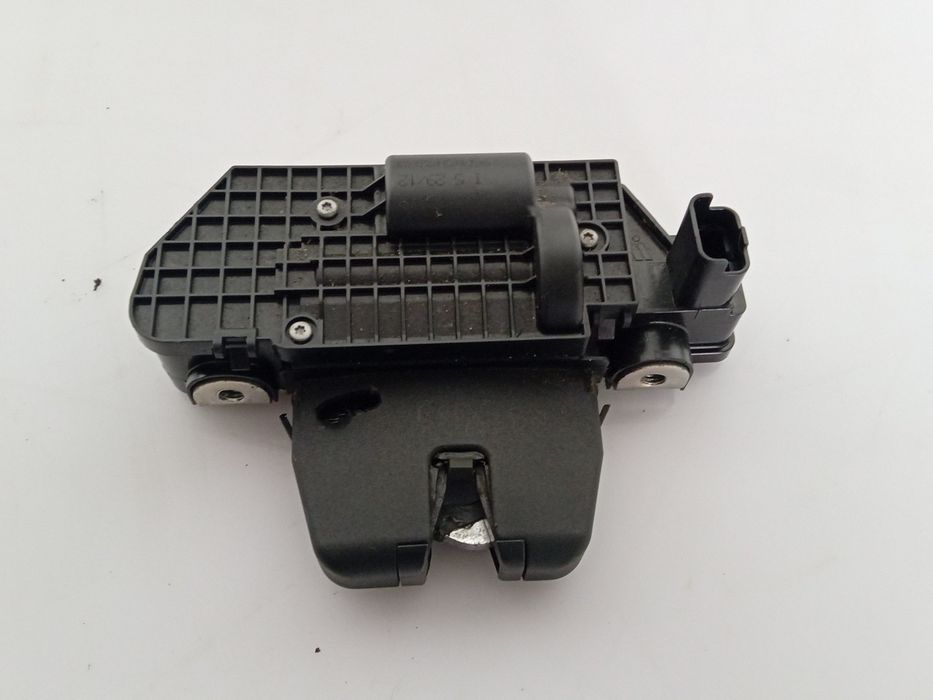 Fechadura / fecho da mala PEUGEOT 3008 I (0U_)