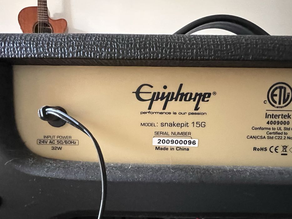 Epiphone Les Paul Special II + Amplificador Snakepit 15G