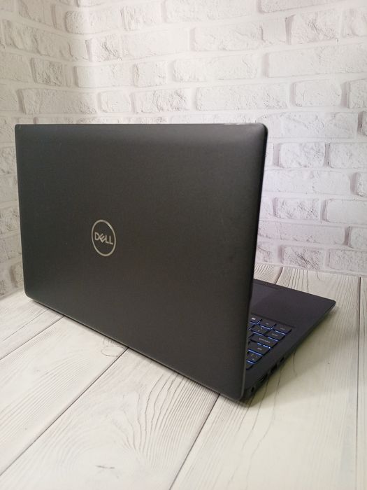 Ноутбук Dell Latitude 3520 i5-1135G7 підсвітка клавіатури