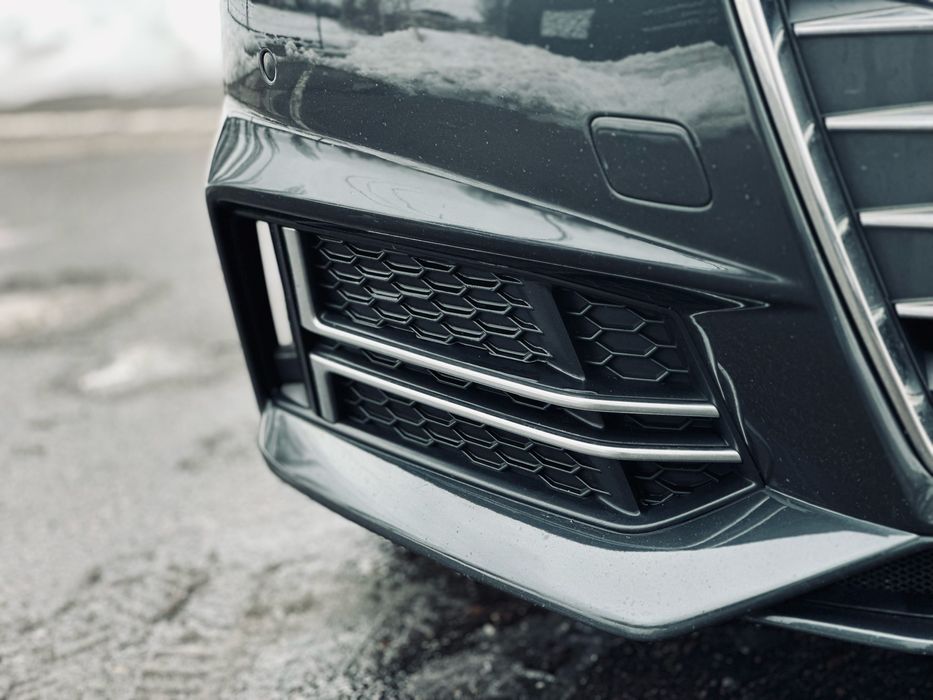 Audi A4 2016 B9 S-line