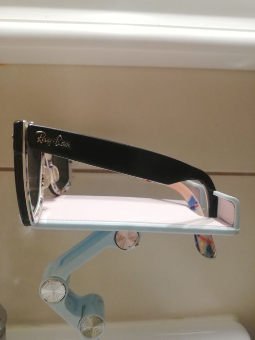 Okulary Ray ban w pokrowcu Emporio armani
