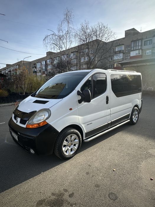 Продам (Renault Trafic)
