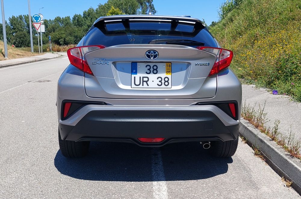 Toyota C-HR 1.8 híbrido