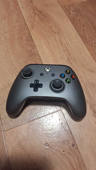 Kontroler Pad przewodowy PowerA Grafitowy xbox one series PC