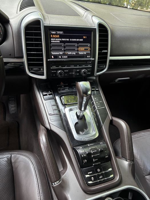 Porsche Cayenne — fotografia 8