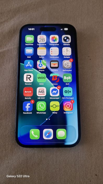Iphone 15 265gb