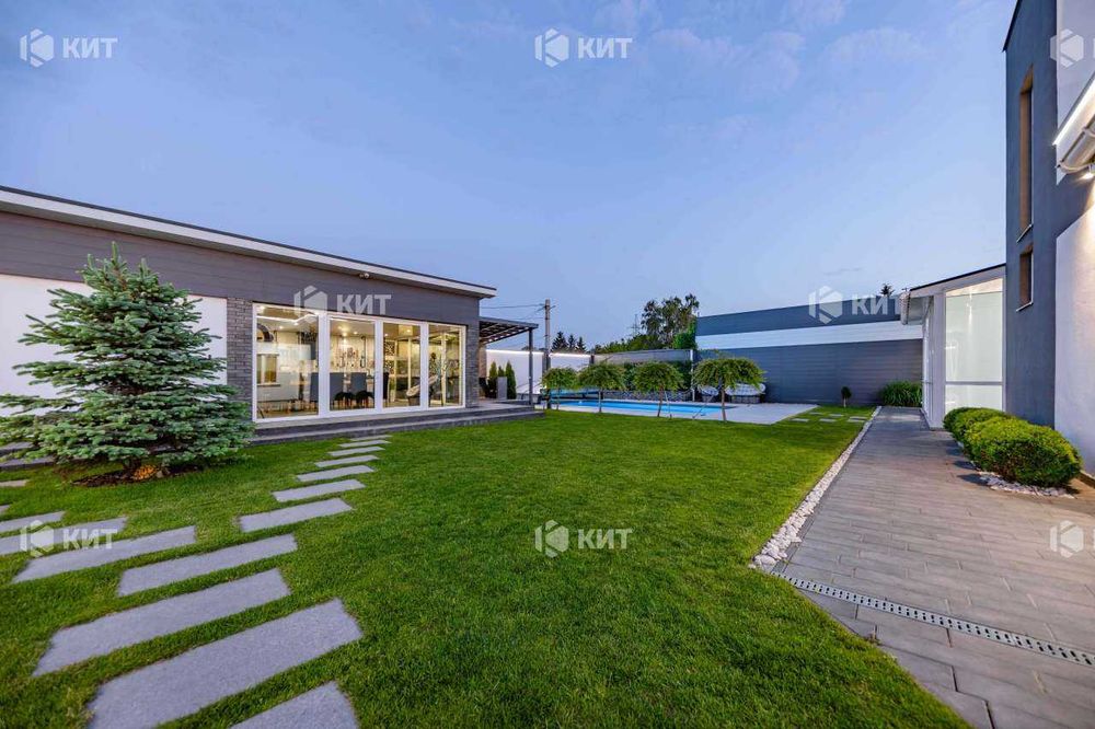 Будинок 310 м2, 9 соток, Центр ( Защитников Украины, Киевская) 124895