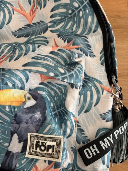 Mochila escolar com desenho de tocanos
