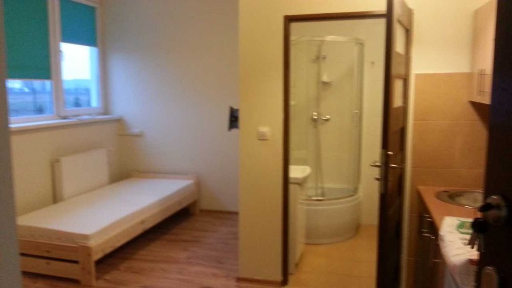 Kawalerka - Czosnów - bezpośrednio / RTV/ AGD/ Internet