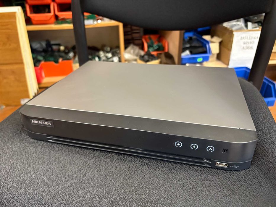 Wideorejestrator HIKVISION Ids-7204HQHI-K1/2S