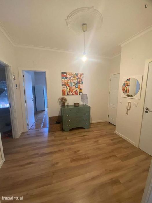 Quarto - localizado em Sé de Braga e São Lázaro Braga