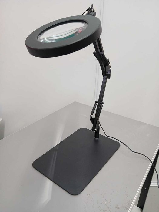 Ring Light Luminária de Mesa com Lupa